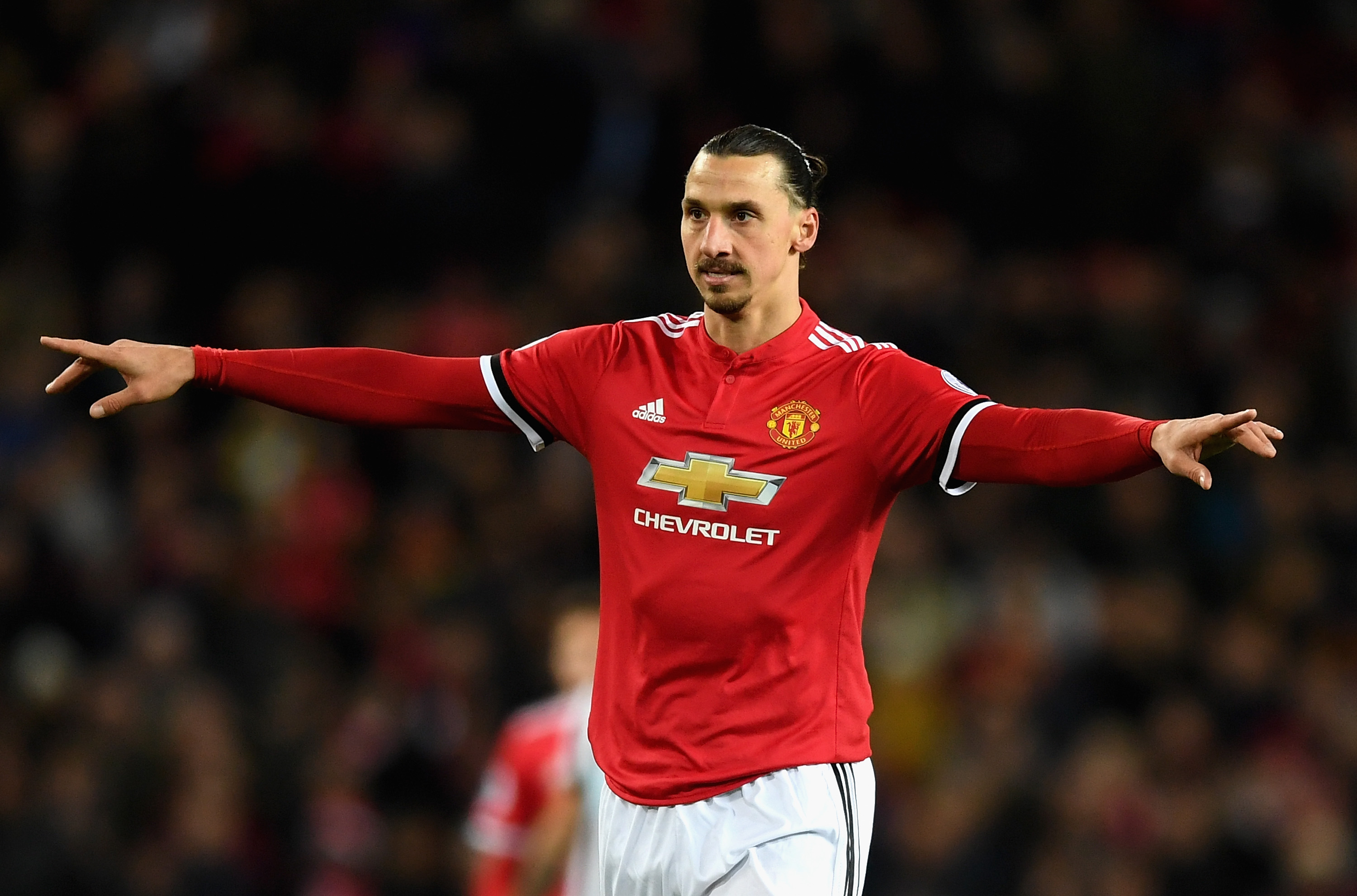 Zlatan Ibrahimovic Sends Signals to Manchester United