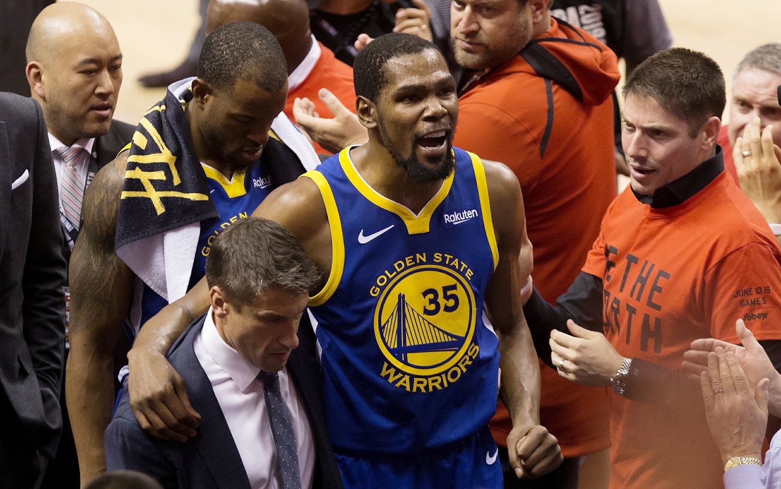 Durant Isn't Blaming the Warriors for his Injury