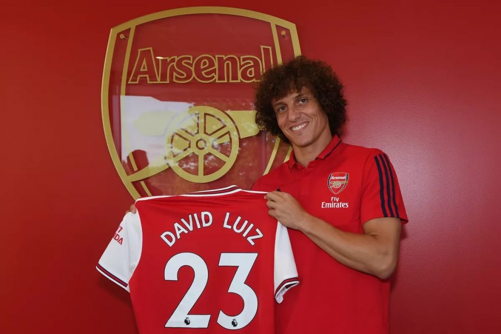 David Luiz transferred to Arsenal