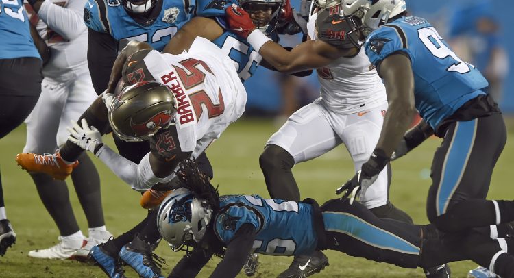 Buccaneers Stop Panthers’ Last Rush, Win in Carolina, 20-14