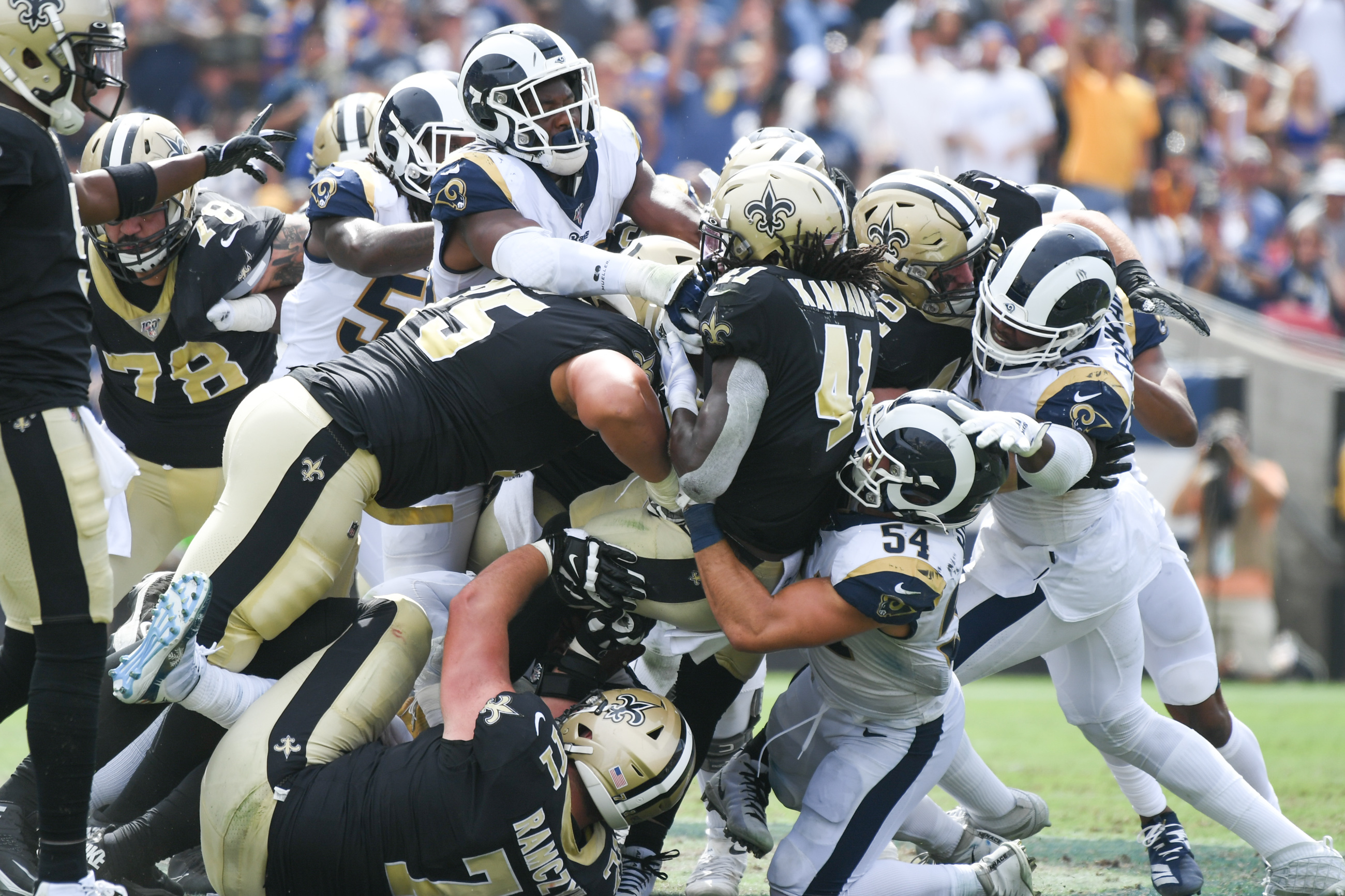 Rams defeat Saints 27-9, Drew Brees injured