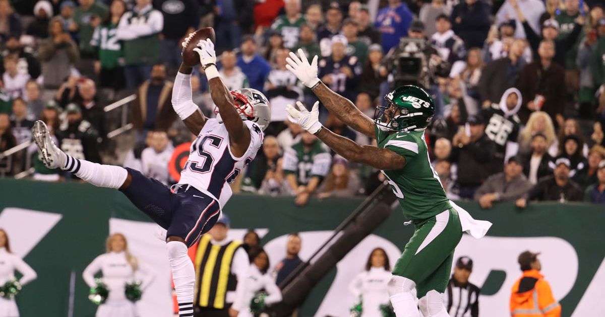 New England Patriots terrorize Sam Darnold, Champs beat the Jets 33-0 