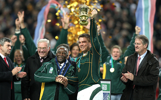 South Africa wins the Rugby World Cup, beats England in the finals, 32-13