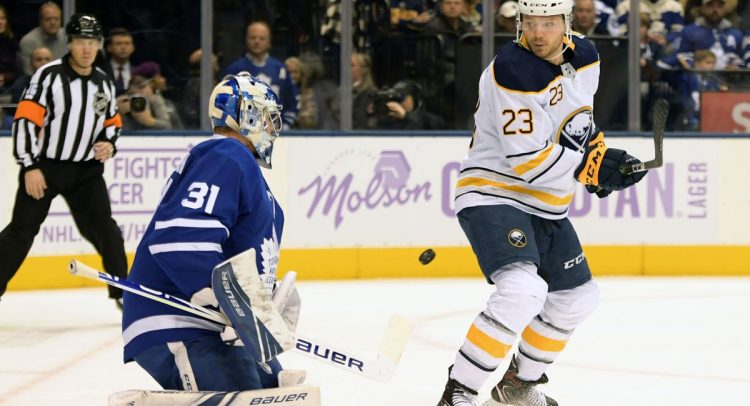 Maple Leafs take down Buffalo Sabres after OT, 2-1