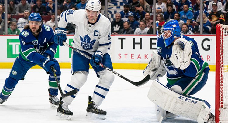 Maple Leafs confidently defeat Vancouver Canucks, 4-1