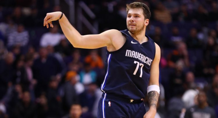 Toronto Raptors erase a 30-point deficit to beat the Dallas Mavericks, 110-107