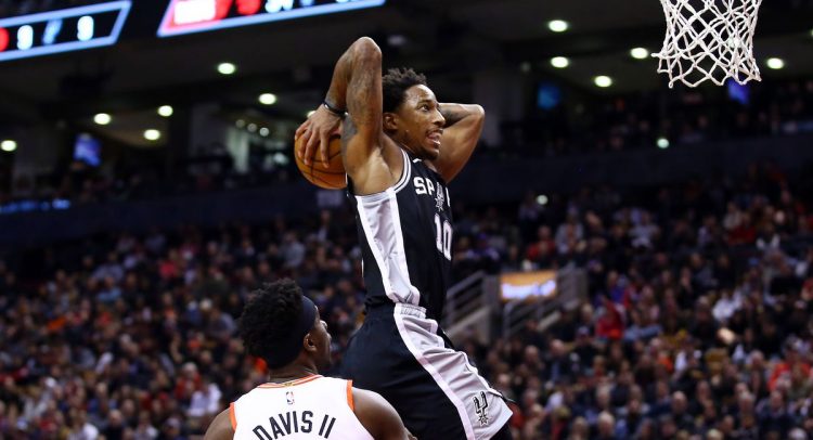 Siakam, Powell back in Raptors' loss at home, Spurs win in Toronto 105-104