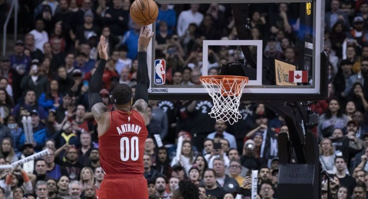 Clutch Anthony Takes Down Injured Raptors, 101-99